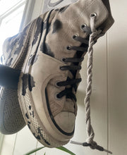 Load image into Gallery viewer, Marie Dono | String Theory 1/3