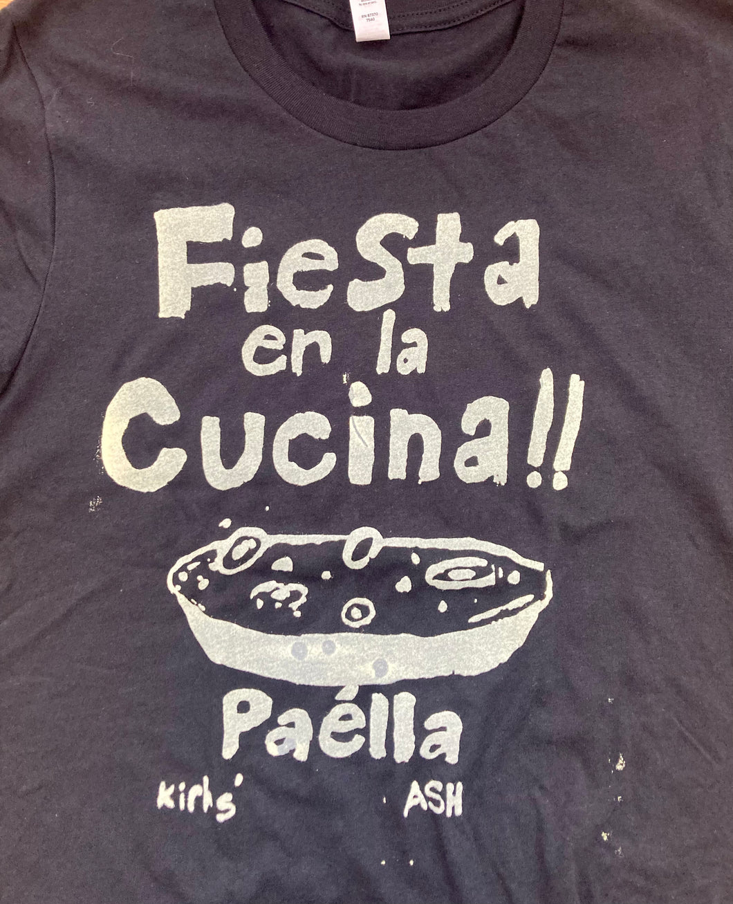 Kirks' Grocery Women's Cut T-Shirt | Kitchen Party Paella (Fiesta en la Cucina) Black T-Shirt