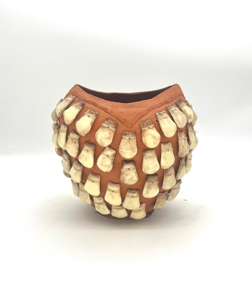 Taya Falcon | Elk Tooth Pot