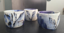 Load image into Gallery viewer, Sandy Dvarishkis Ceramic Cup Blue with Leaves
